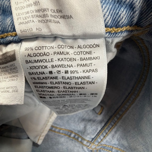 Levis 501 Original High Rise Distressed Denim Shorts Light Wash Blue Womens 25 - Picture 4 of 8